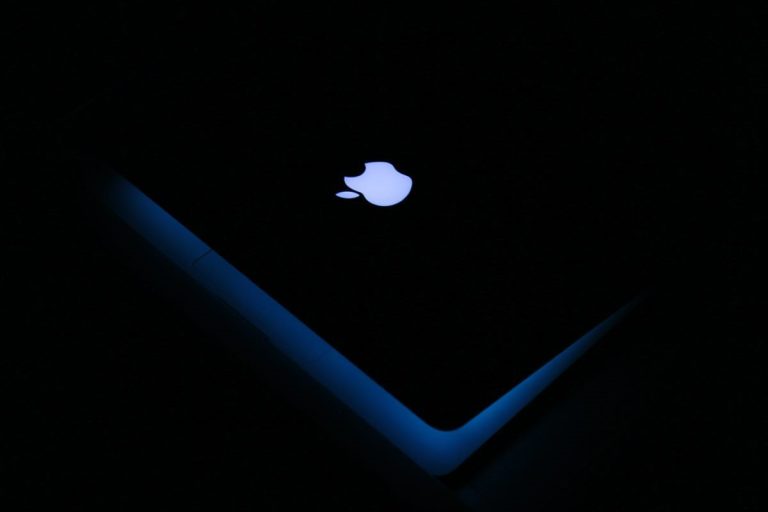 Apple MacBook Air 13″ (2017) – Der perfekte Begleiter für unterwegs